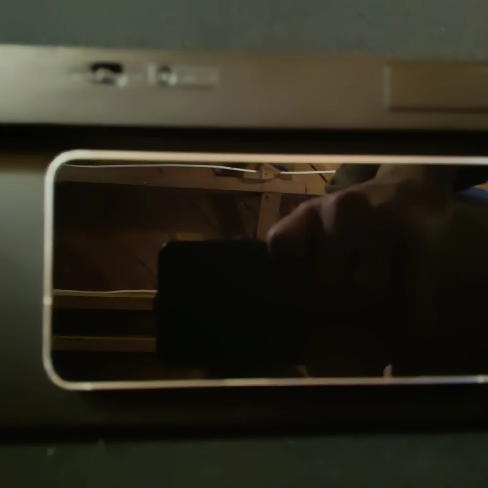 Samsung Galaxy S24 - Sleek White